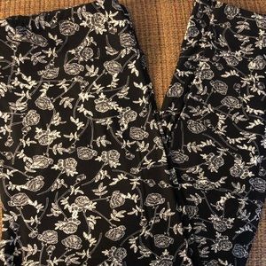 Black and White, TC2 Lularoe Leggings